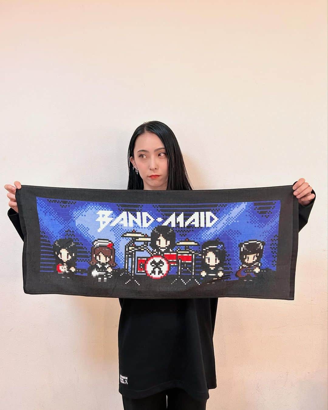 BAND-MAIDさんのインスタグラム写真 - (BAND-MAIDInstagram)「NEW LOGO LS-T 10TH ANNIV. TOUR TOWEL #bandmaid」3月23日 15時49分 - bandmaid.jp