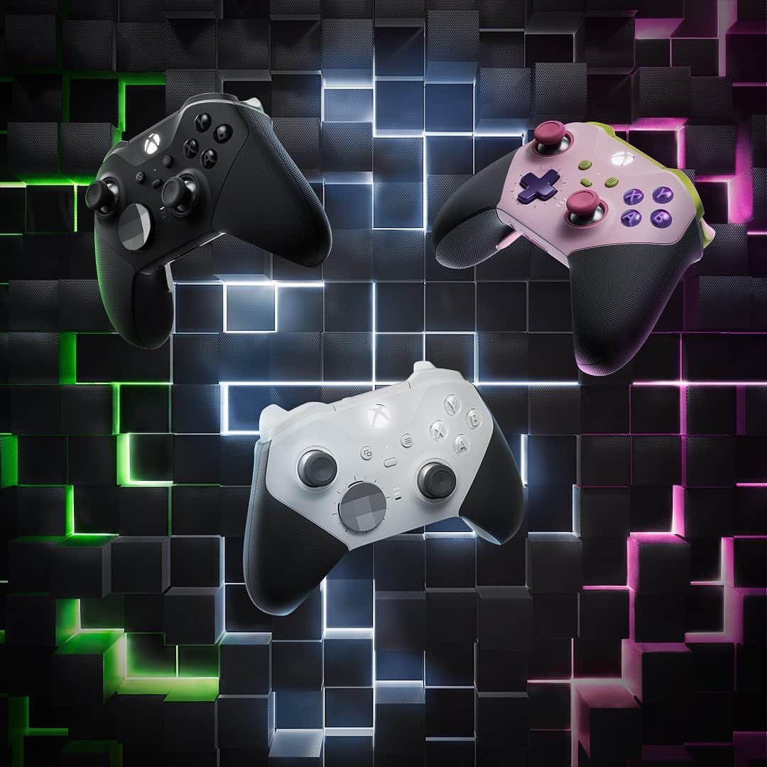 Xboxのインスタグラム：「Sometimes, one controller just isn’t enough… And oh, do we have OPTIONS」