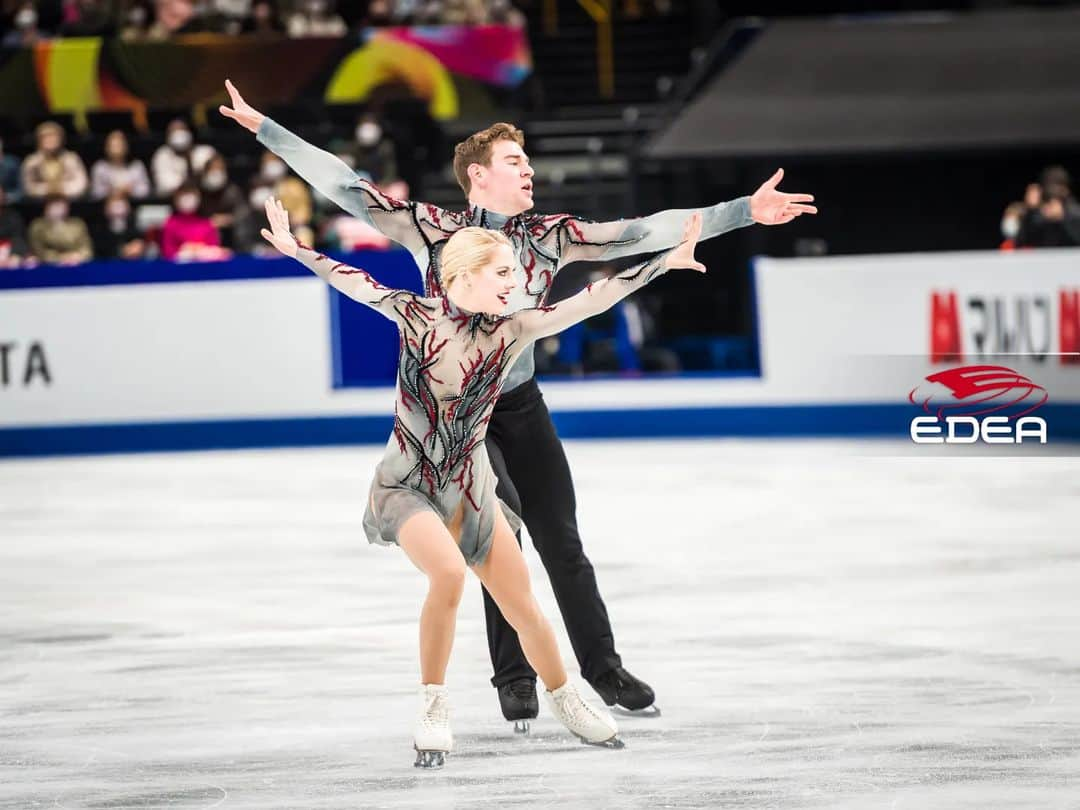 アレクサ・シメカさんのインスタグラム写真 - (アレクサ・シメカInstagram)「🥈ALEXA KNIERIM & BRANDON FRAZIER 🇺🇸 Huge congratulations guys on great performances!🙌🏽  . . . #edeafamily #edeaskates #madeinitaly #WorldFigure #edeaicefly #edeaconcerto」3月23日 17時53分 - alexa_knierim