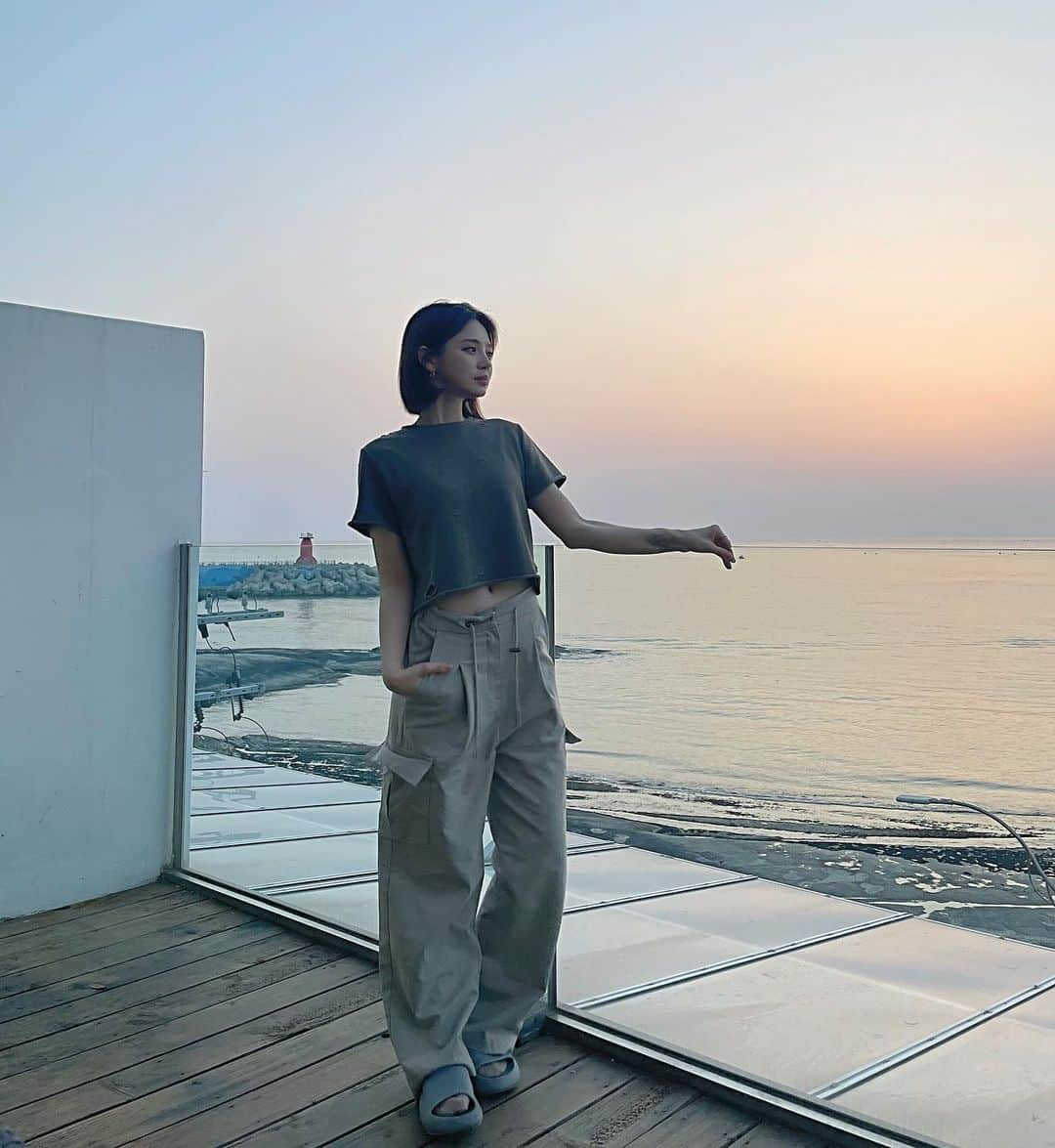 Yoonbitnaさんのインスタグラム写真 - (YoonbitnaInstagram)「같은데 다른 거 같은 사진」3月23日 19時53分 - bitnnaya