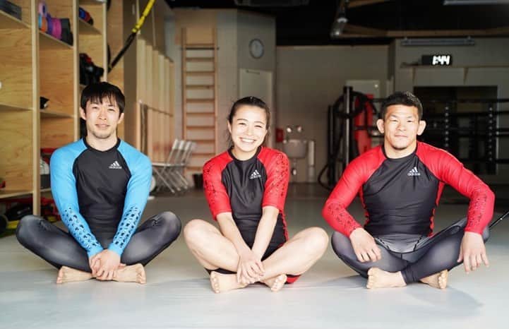のインスタグラム：「RYUJINさんの 撮影でした📸 とても楽しい時間でした！ 皆様ありがとうございました😌🙏🏽  【adidas 武道・格闘技用品】  公式代理店リュウジンスポーツ  @ryujinsports  📱リンク先にオンラインショップ  📸Photo by @serishunya」
