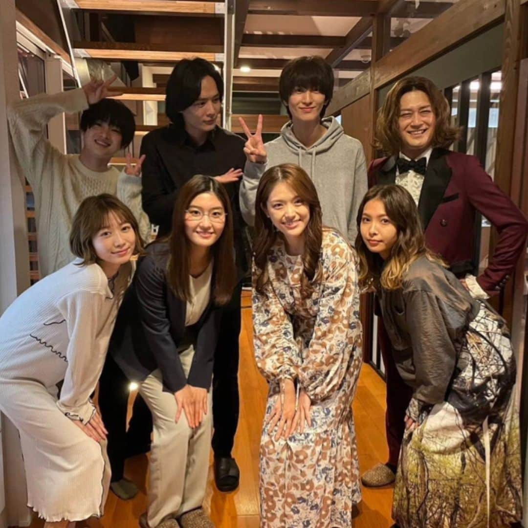 AMEMIYAのインスタグラム：「AMEMIYA、 FODドラマ「ショジョ恋。」にファタール役として出演しております🔔  恋っていいな　って、 改めて思うこと間違いなし！ 恋人がいる人も既婚者もフリーの方も、全人類にオススメです✨  現在は1〜4話までFODにて配信中です！ ぜひご覧ください😊  #ショジョ恋 #松村沙友理　#美波　#曽田陵介　#岡本夏美　#寺本莉緒　#岡宏明　#AMEMIYA @syojokoi」