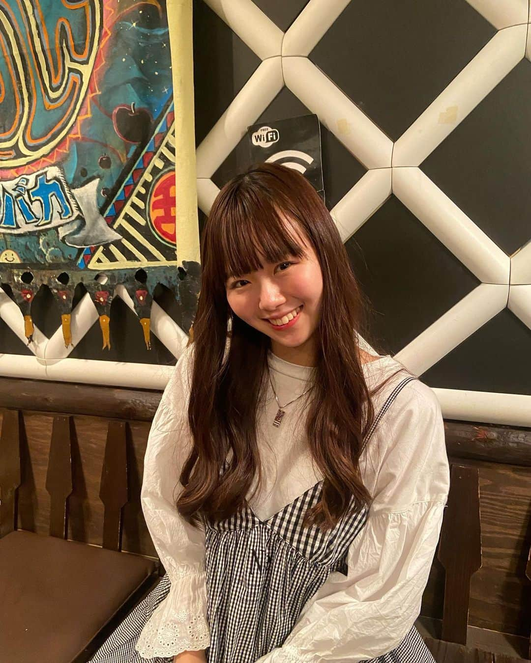 前田鮎花さんのインスタグラム写真 - (前田鮎花Instagram)「ROCK CAFE LOFT🤘 . . . . . . . . . . . . . . . . . . . . . . . . . . #rockcafeloft #cafe #neith #neithtokyo #onespo #ギンガムチェック #spring #春コーデ #student #ootd #y2k #90年代ファッション #대학생 #대학생코디 #봄코디 #ㅇㅇㅌㄷ　#gal #ギャル #갸루」3月23日 22時12分 - ayuka_maeda