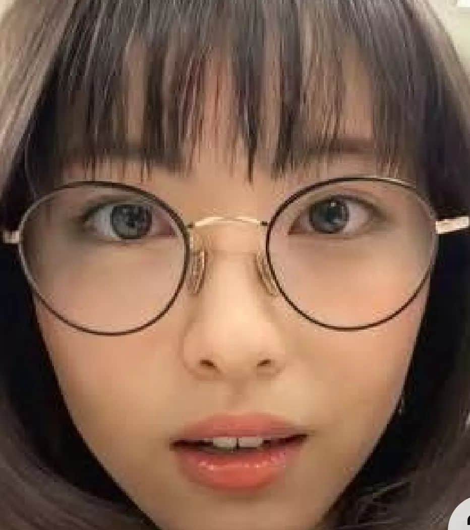 浜辺美波のインスタグラム