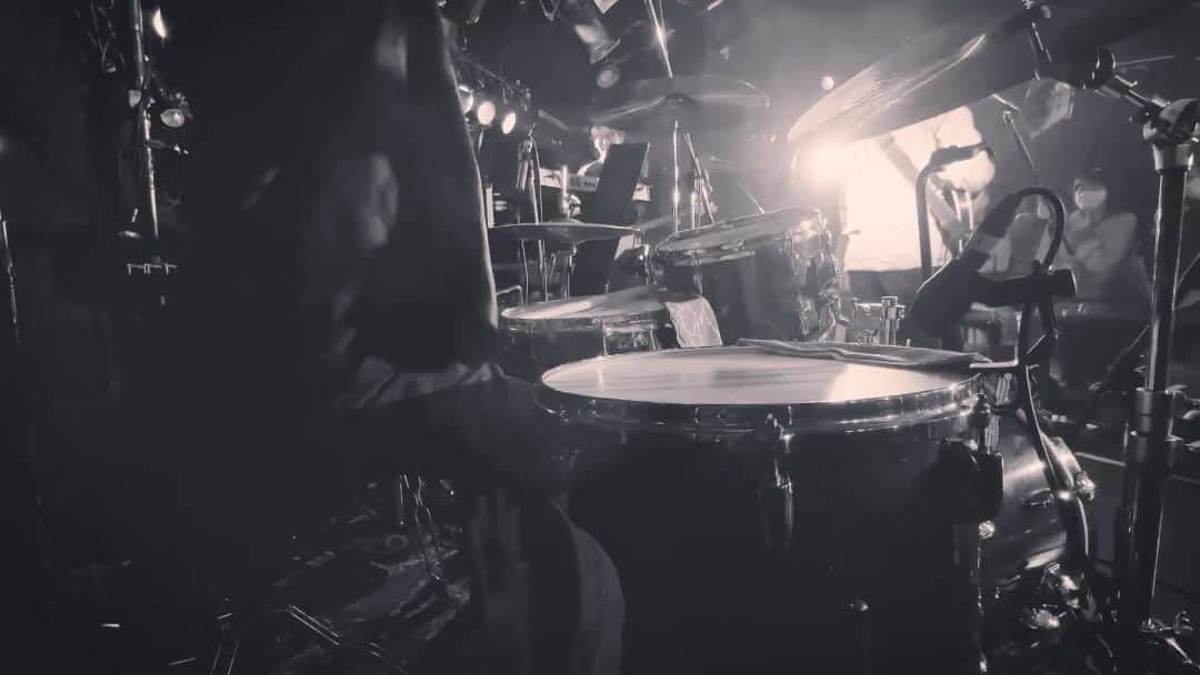 吉澤響のインスタグラム：「2023/2/3 渋谷La.mama 『HARD-CORE-GEEK』/ セカイイチ  #セカイイチ #ドラム  #live #drums #drummers #gretschdrums #gretschdrummer #istanbulcymbals #promucodrumsticks #promuco」