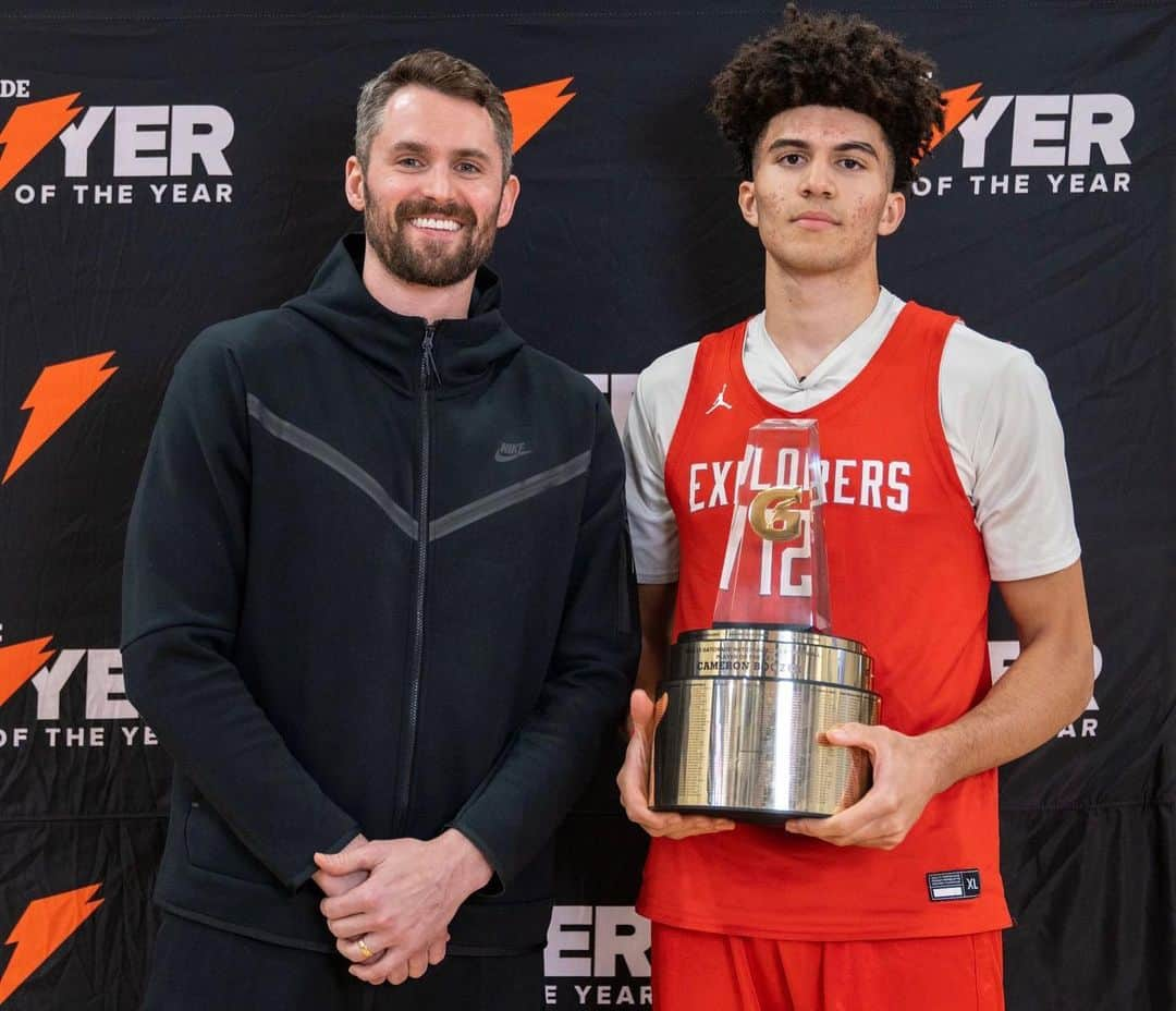 ケビン・ラブのインスタグラム：「From one Gatorade National Boys Basketball Player of the Year to another, welcome to the @Gatorade Player of the Year Family, @cameron_boozer_12!!! #GatoradePartner」