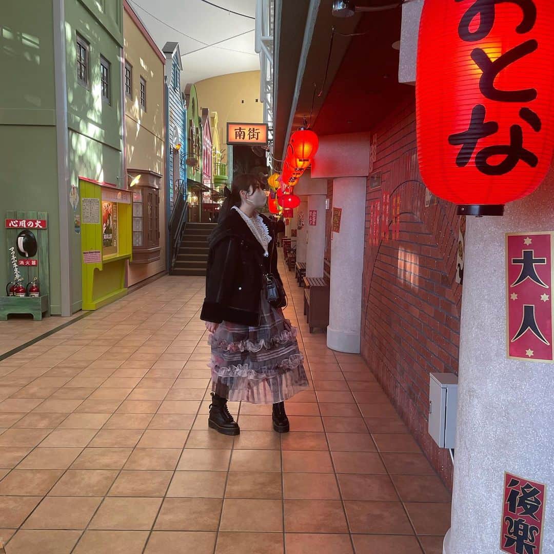 横島亜衿さんのインスタグラム写真 - (横島亜衿Instagram)「念願のジブリの大倉庫🌳」3月24日 11時54分 - _aeri_yokoshima
