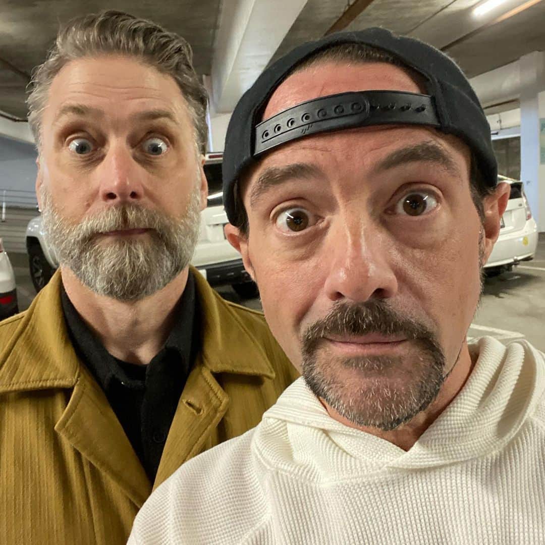 ケヴィン・スミスのインスタグラム：「“With his bro Scotty Mo...” All is well with the world whenever I get a chance to see @samosier.  As of February, we’ve been friends for 31 years. We met as kids at @vancouverfilmschool. Now we’re grumpy old men. #KevinSmith」