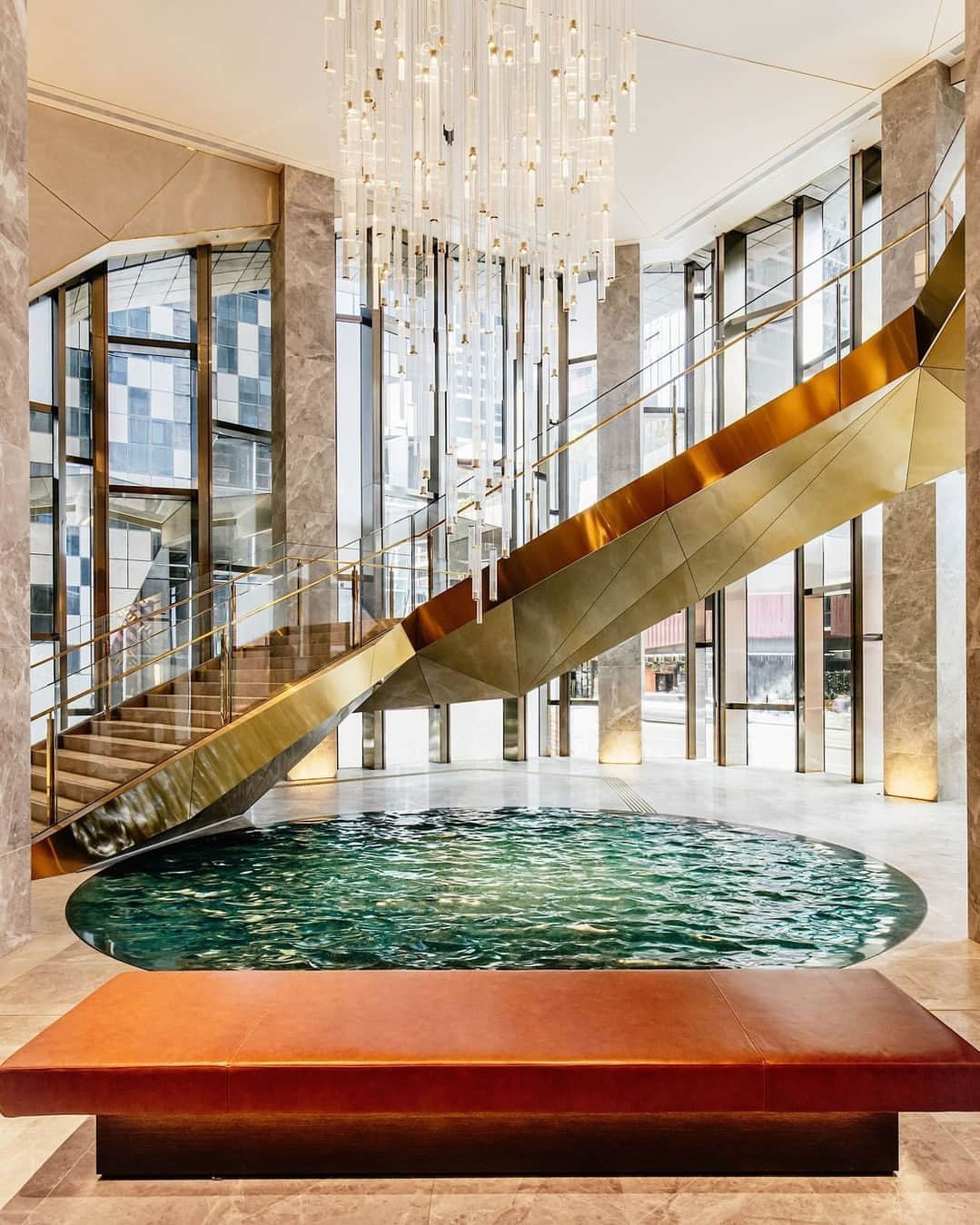 リッツ・カールトンのインスタグラム：「We are thrilled to introduce The Ritz-Carlton, #Melbourne. Starting from the Sky Lobby on the 80th floor, our newest destination in Australia creates a soaring experience of the city, where #RCMemories are made through art and culture, hyper-seasonal cuisine, and moments of relaxation lifted above the skyline.」