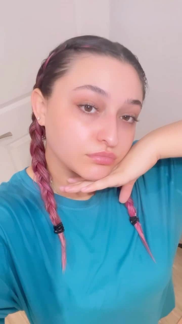のインスタグラム：「wash day routine✨ @camillerosenaturals has been my go to🤍」