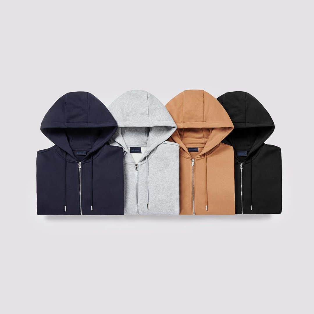 ドゥシャンのインスタグラム：「A world of beautiful basics awaits at Duchamp London.」
