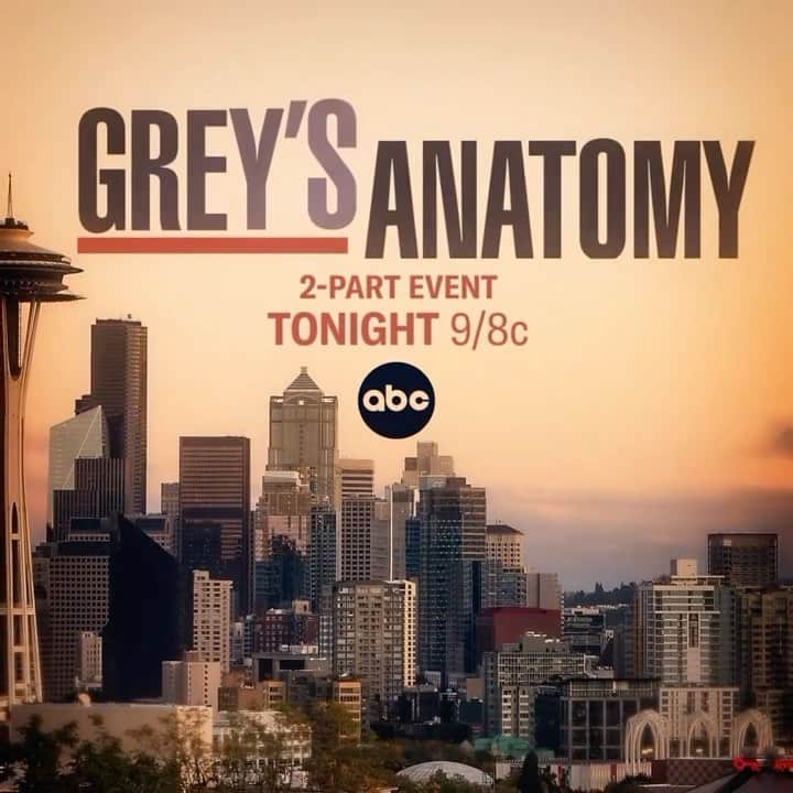 Kelly McCrearyのインスタグラム：「Wait… NO doctor is safe??? Tonight’s episode of @greysabc is gripping, y’all! Get ready…」