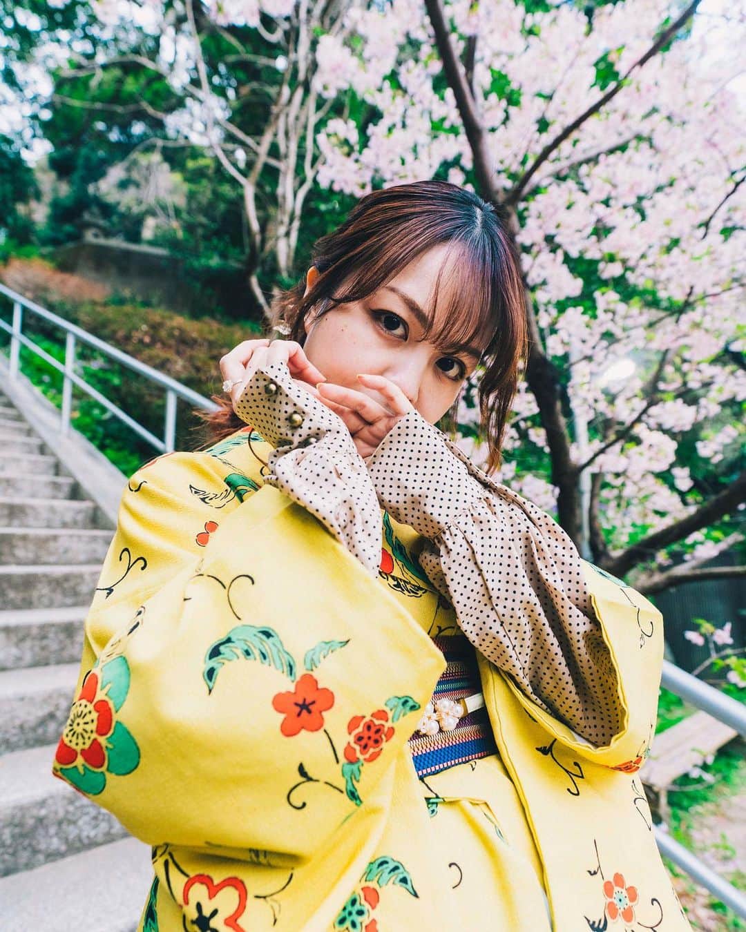 kenta_soyoungさんのインスタグラム写真 - (kenta_soyoungInstagram)「perspective cherry blossoms. . . . やっぱ広角が好き☻ @kamakura.kimono.kanon  @konami_new  @ayaketty1685」3月24日 19時51分 - kenta_soyoung