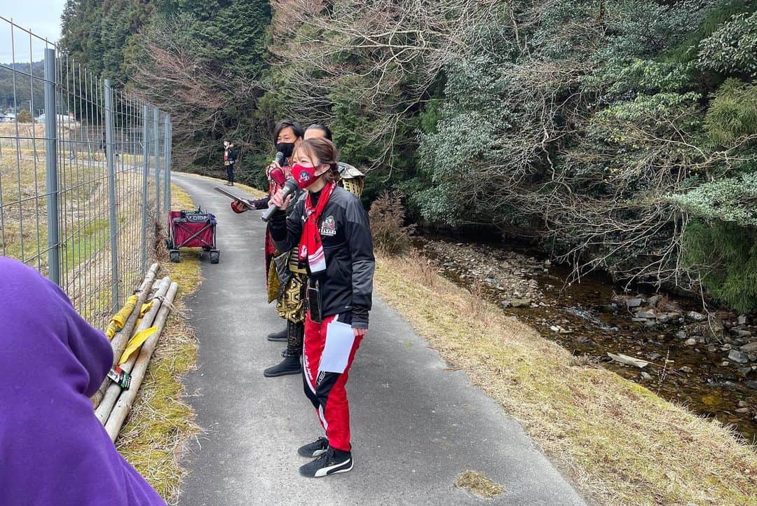 橘香恋さんのインスタグラム写真 - (橘香恋Instagram)「新城ラリー❤️ 同乗走行した市長すごかった話はまたどこかのイベントで、、、😏  #新城ラリー #額田 #新城 #岡崎 #ラリー #市長 #武将隊 #どうする家康 #rallyjapan #マスク」3月24日 20時02分 - karen_du_ub