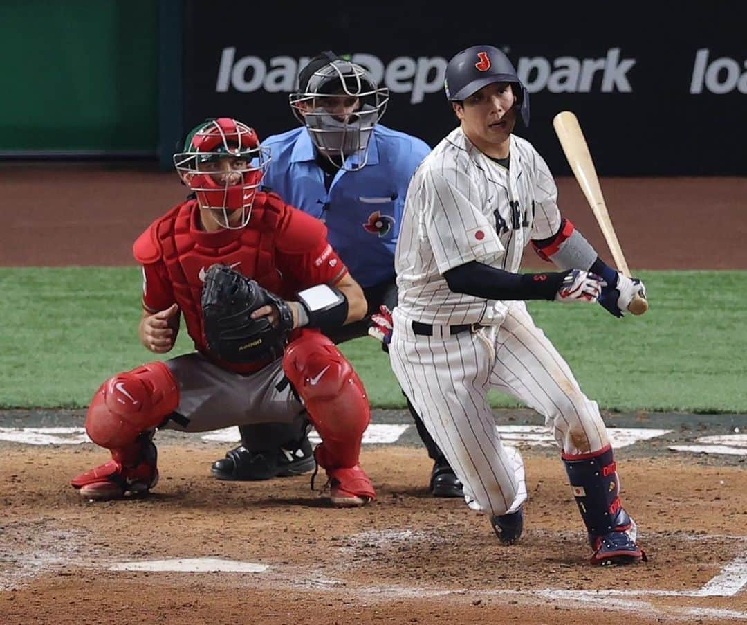 山田哲人のインスタグラム：「WBC準決勝、決勝。 この試合は自分の野球人生において忘れることのない試合になりました。 今も思い出すとワクワクします。笑  #WBC2023 #ありがとう #メキシコ代表 #アメリカ代表」