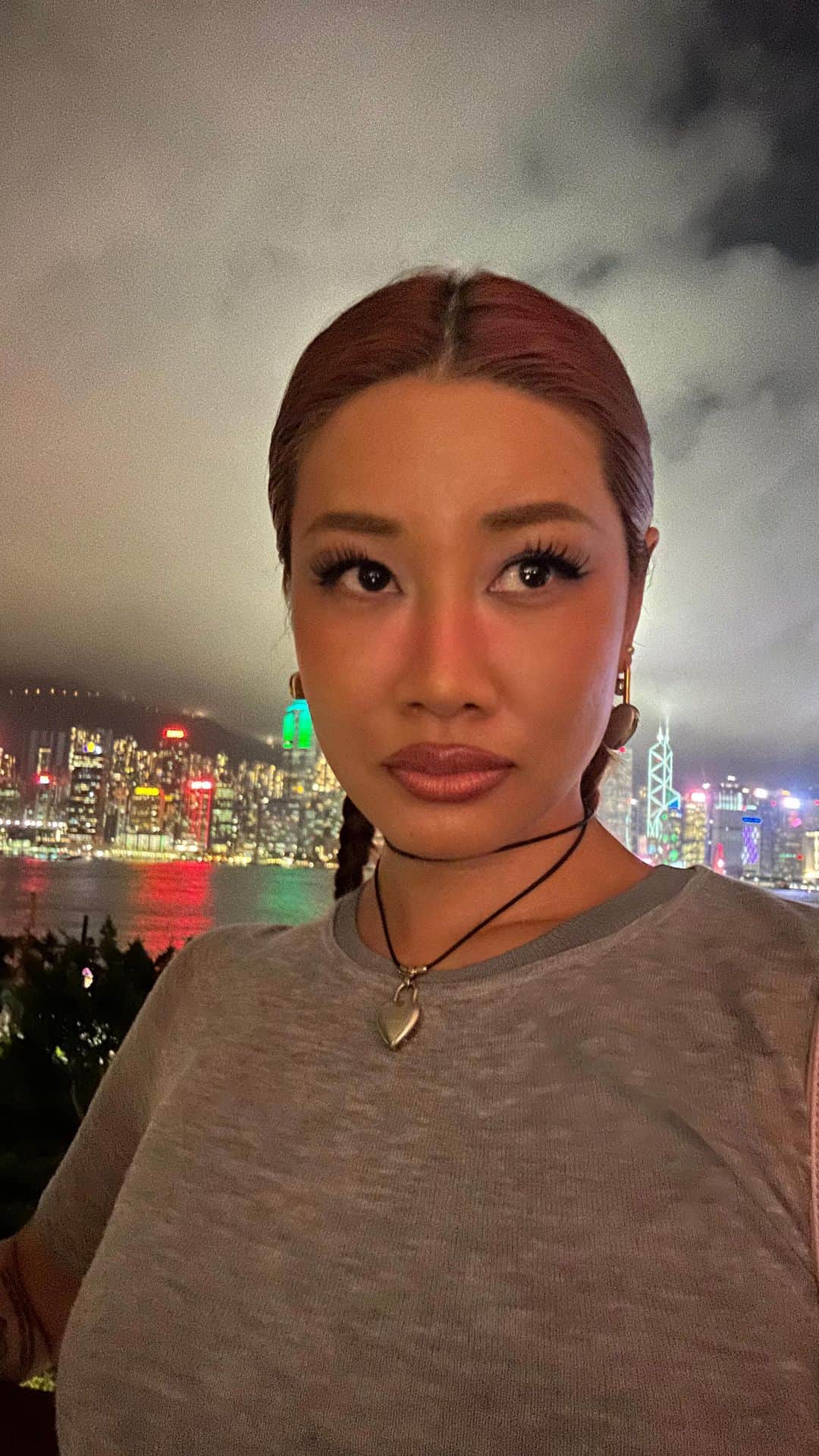 YOONのインスタグラム：「These few mins were the only tourist thing I got to do this trip but will be back very soon! ❤️🤓 #HONGKONG AMBUSH®︎ WORKSHOP report coming shortly!」