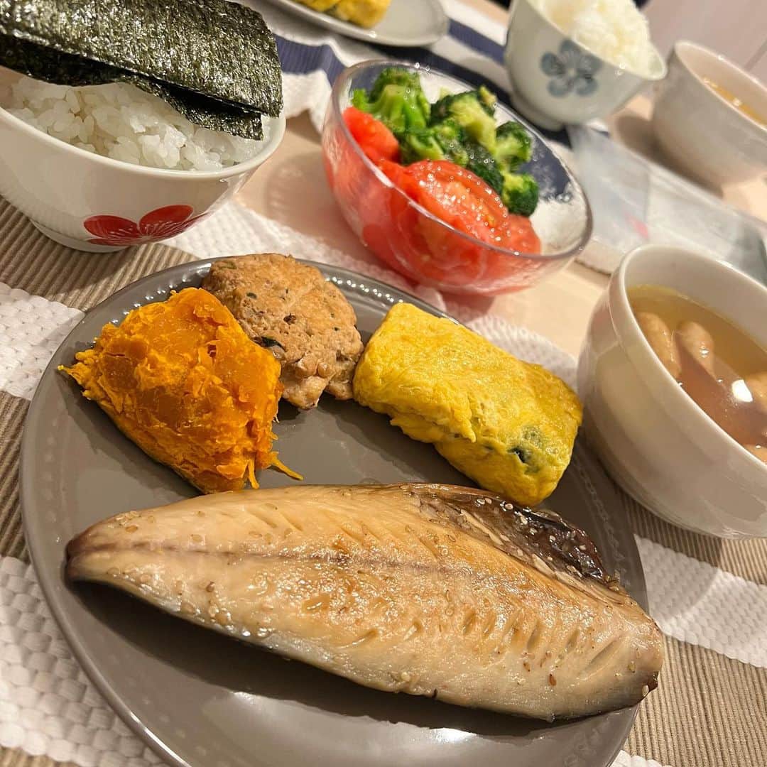 山本美優さんのインスタグラム写真 - (山本美優Instagram)「* * * おうちご飯も記録☡✍︎ * 料理教室通いたいし、かわいい食器集めたいし、栄養バランスとかもちゃんと学びたい、、見栄えも良くしたいな〜 * * *」3月24日 12時25分 - fuwata118926