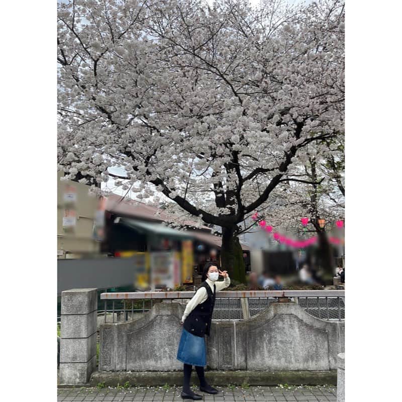 小川あんのインスタグラム：「手ぶらぶら散歩ー。 2023.3.24」