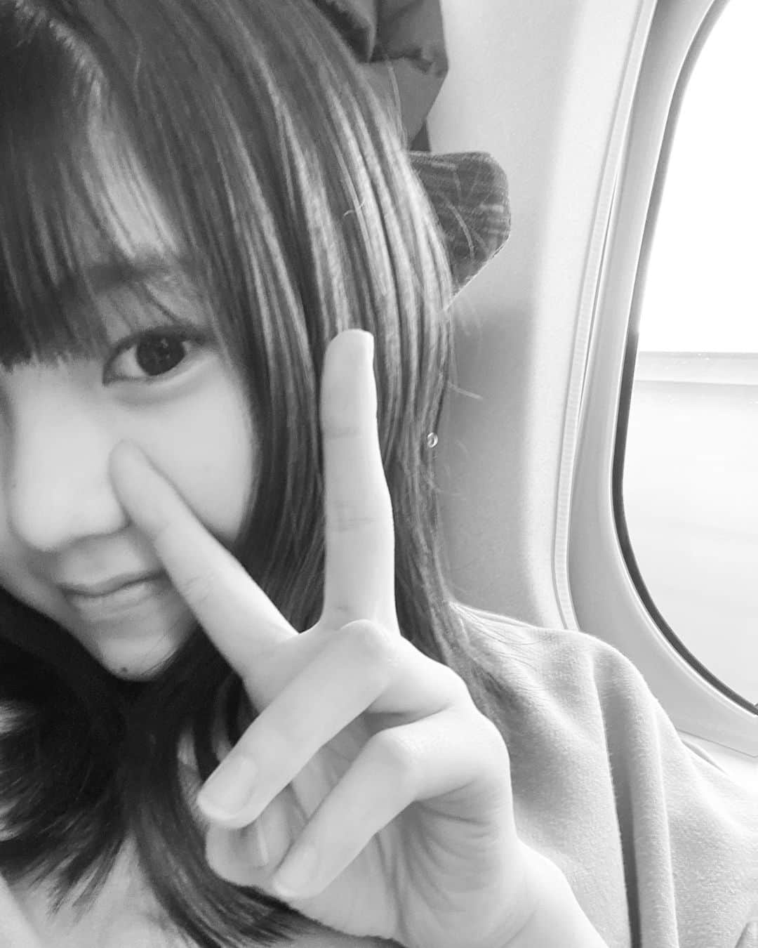 毎田暖乃のインスタグラム：「５年生が終わりました🌸 ４月からは小学校最後の学年になるので、友達と楽しい思い出をたくさん作っていきたいです✨  遅くなりましたが#侍JAPAN のみなさん🇯🇵 #WBC 優勝おめでとうございます🥇 次回2026年も楽しみです⚾️」