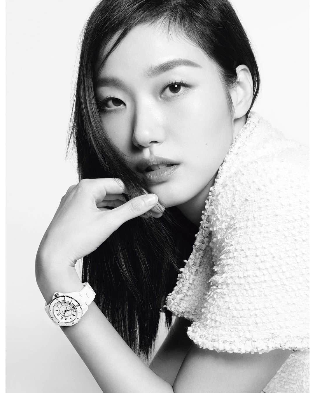 キム・ゴウンさんのインスタグラム写真 - (キム・ゴウンInstagram)「#CHANEL #J12 #CHANELWatches #ItsAllAboutSeconds 🤍 @chanelofficial」3月24日 16時18分 - ggonekim