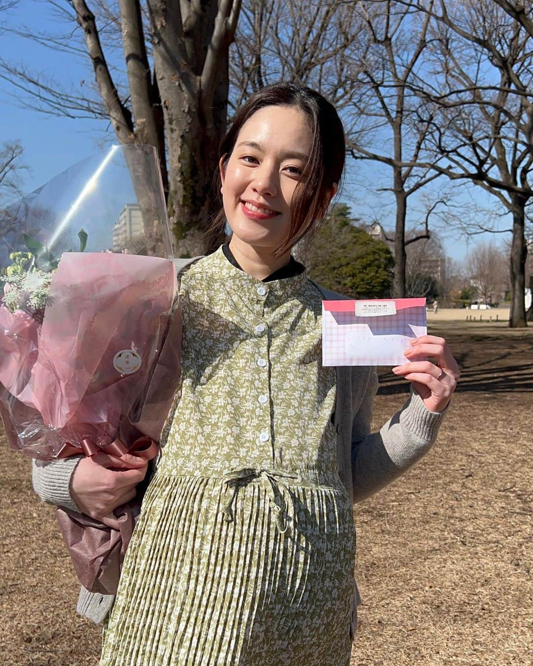 忍者に結婚は難しいさんのインスタグラム写真 - (忍者に結婚は難しいInstagram)「. ＼#にんむず クランクアップ🥳／  音無の妻・恵美役の #筧美和子 さん  音無家の仲の良さも蛍のおかげ？！ 裏側でも仲の良い音無家でした🤍  1・2・3話は #TVer で見逃し配信中📲  #鈴木伸之 #勝地涼 #河野彩吹」3月25日 15時00分 - ninja_fujitv