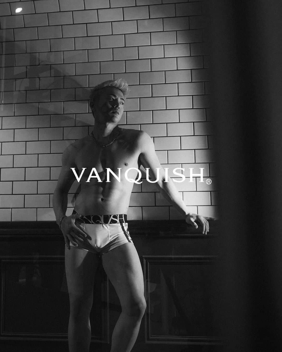 のインスタグラム：「VANQUISH Spring Collection 2023.  Available Now.  ▪️Golden Baroque Decorative Design Underwear [VUW144]  #vanquish」