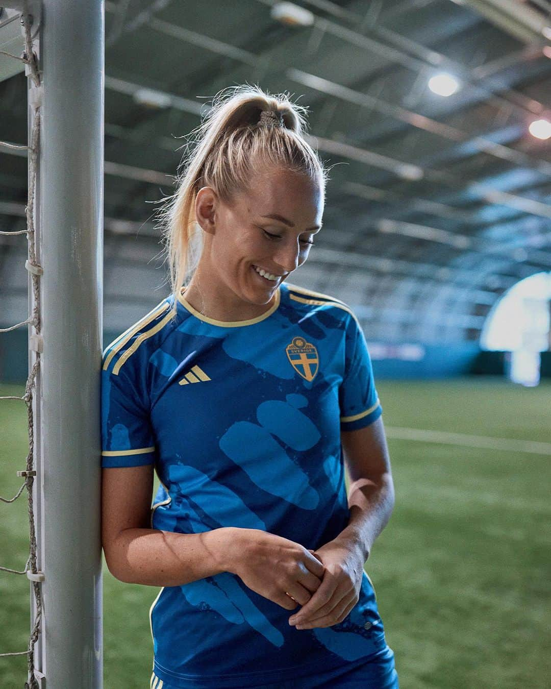 adidas Womenさんのインスタグラム写真 - (adidas WomenInstagram)「big main character energy 🫶​  we can't wait for the @fifawomensworldcup to start.  #fifawwc」3月24日 18時00分 - adidaswomen