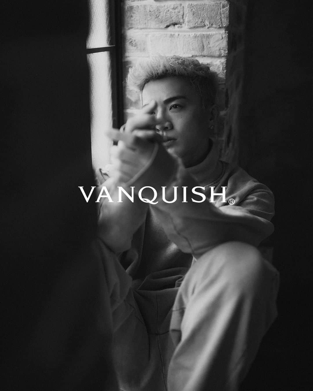 のインスタグラム：「VANQUISH Spring Collection 2023.  Available Now.  ▪️Pigment Dyed High Neck Sweatshirt [VYC003] ▪️Pigment Dyed Sweat Pants [VYP004]  #vanquish」