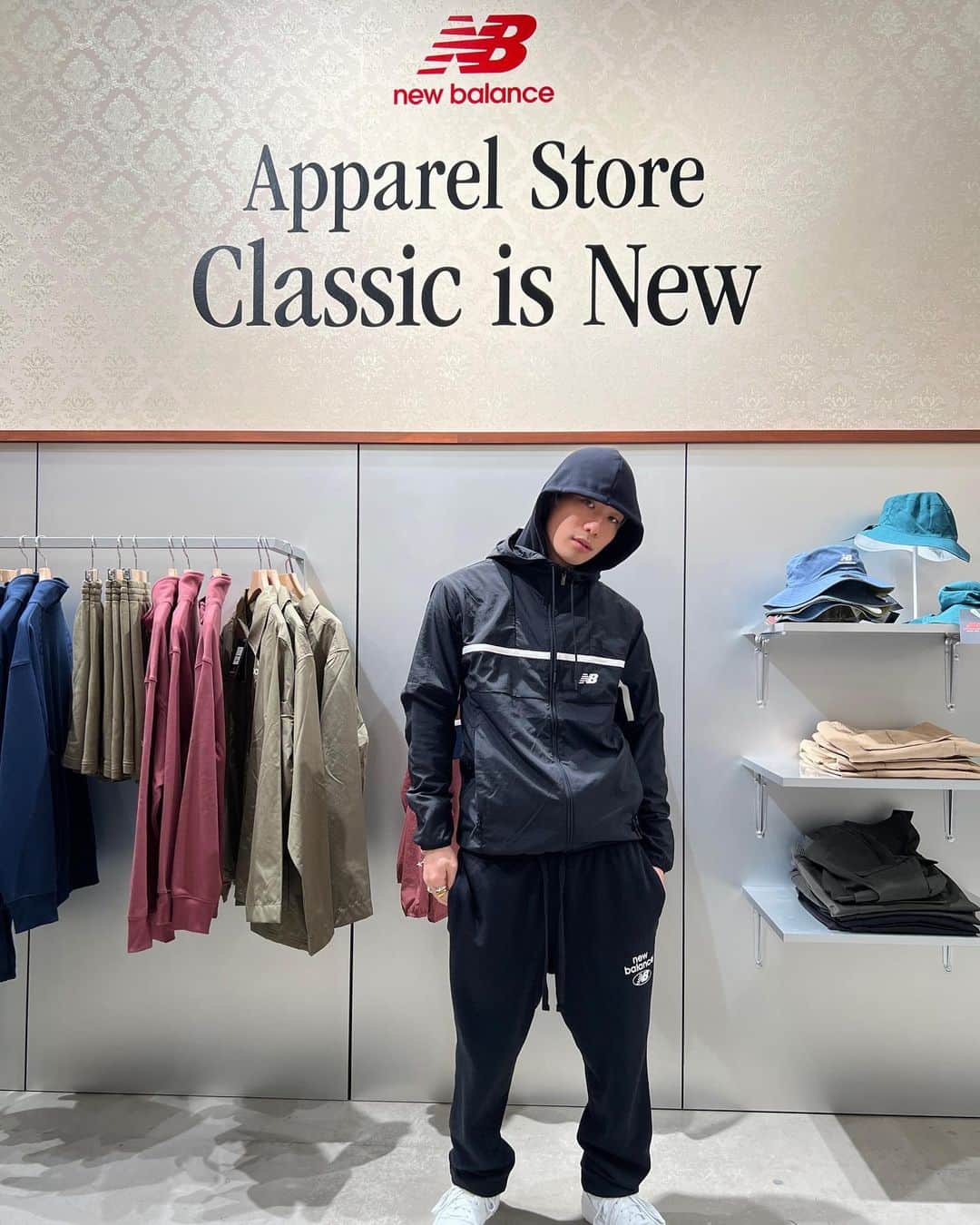 $HOR1 WINBOYさんのインスタグラム写真 - ($HOR1 WINBOYInstagram)「New Balance Apparel Pop-up  Store「Classic is New」がNew Balance原宿1Fで4月6日（木）まで開催中。  最近は派手な格好が少なくなった俺からしたら、結構シンプルで着やすいアイテムが沢山ありました！ 特にCAPが自分の中では、一番調子良かったです🧢👍🏻 #ニューバランス#newbalance#nbアパレル#popupstore」3月24日 18時45分 - shori_winboy