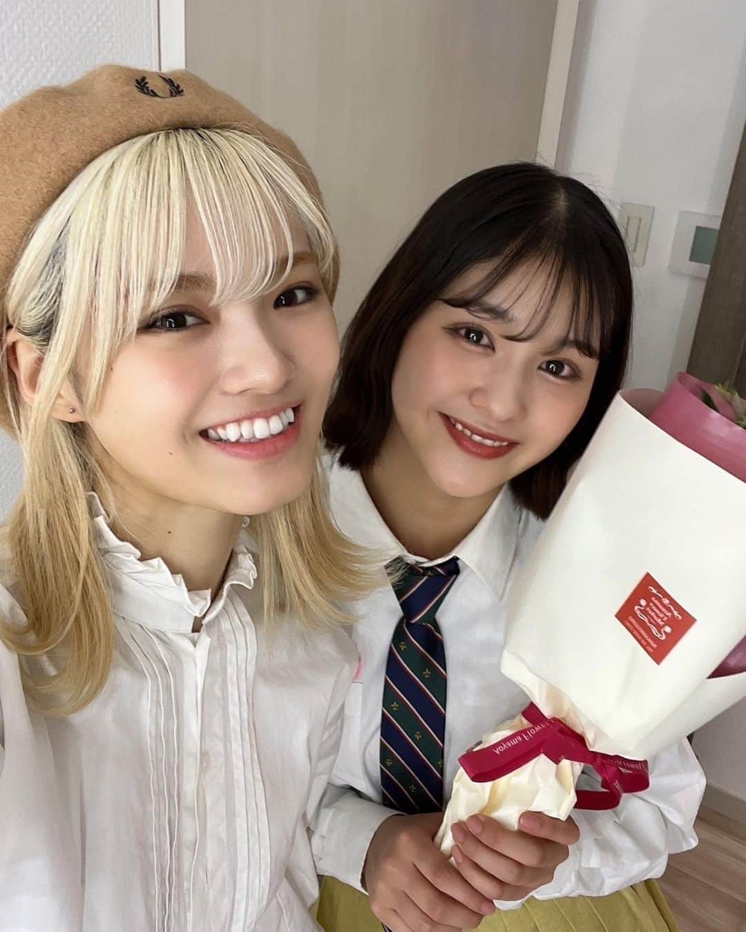 Girls²のインスタグラム