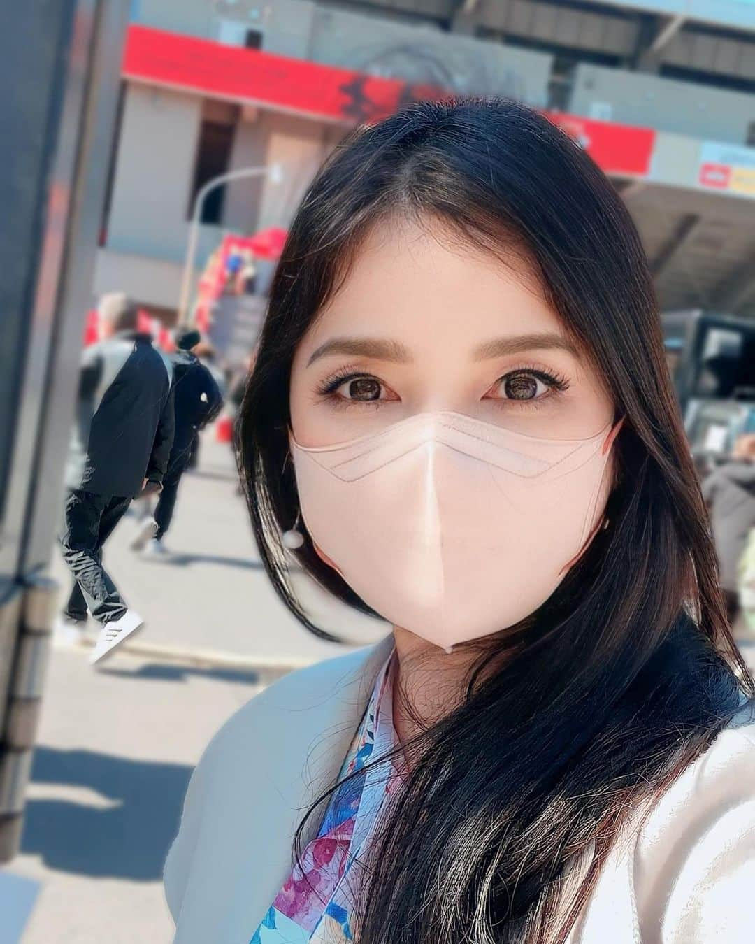 加藤美佐子さんのインスタグラム写真 - (加藤美佐子Instagram)「☘️笑顔プラス子供支援協会☘️  前回大好評だったラグビー観戦 来月も募集致します❣️  『東芝ブレイブルーパス東京 vs  埼玉ワイルドナイツ』 日程：２０２３年４月２１日（金）  試合：リーグワン ディビジョン1 第16節  東芝ブレイブルーパス東京 vs  埼玉ワイルドナイツ  https://league-one.jp/match/24065  場所：秩父宮ラグビー場 (東京都)　 東京都港区北青山２丁目８−３５  アクセス：https://league-one.jp/stadium/8  時間：19時スタート  対象：※児童養護施設、自立支援ホーム等の関係者子供・一人親家庭の親子対象  定員：50名  支援：観戦チケット  申し込み方法：こちらのメールフォームより申し込み下さい。 チケットは当日手渡しになります。  https://forms.gle/JHTpLwp1JsEBAcWP9  申し込み締め切り　4月16日（日）  協賛　東芝ブレイブルーパス東京様  問い合わせ先　egaoplus.kodomosien@gmail.com  （一社）笑顔プラス子供支援協会https://www.egaoplus.net  また一緒に盛り上がりましょう〜❣️❣️  #笑顔プラス #笑顔プラス子供支援協会 #ラグビー観戦 #スポーツ観戦 #外苑前 #ひとり親家庭支援 #子供の笑顔 #笑顔の種まき活動 #秩父宮ラグビー場 #東芝ブレイブルーパス #埼玉ワイルドナイツ」3月24日 18時59分 - misako.kato