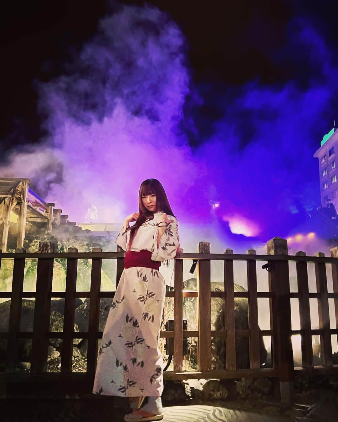 松田ゆう姫のインスタグラム：「ライトアップが素敵  #草津  #kusatsu  #湯畑」