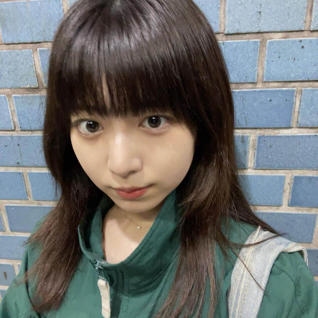 吉田莉桜さんのインスタグラム写真 - (吉田莉桜Instagram)「雨続きだね〜☔️  湿気で髪の毛すごい事になりそうﾀﾞﾖ。」3月24日 19時11分 - yoshida_rio_official