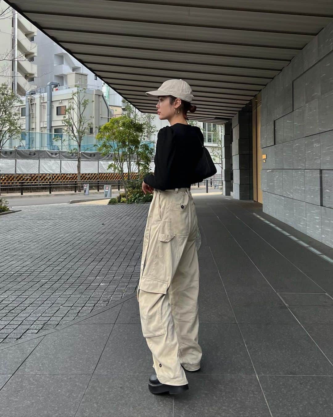 島居玲子さんのインスタグラム写真 - (島居玲子Instagram)「ご質問頂いてたお洋服タグしました🪡☺️」3月24日 19時28分 - reicoooshima