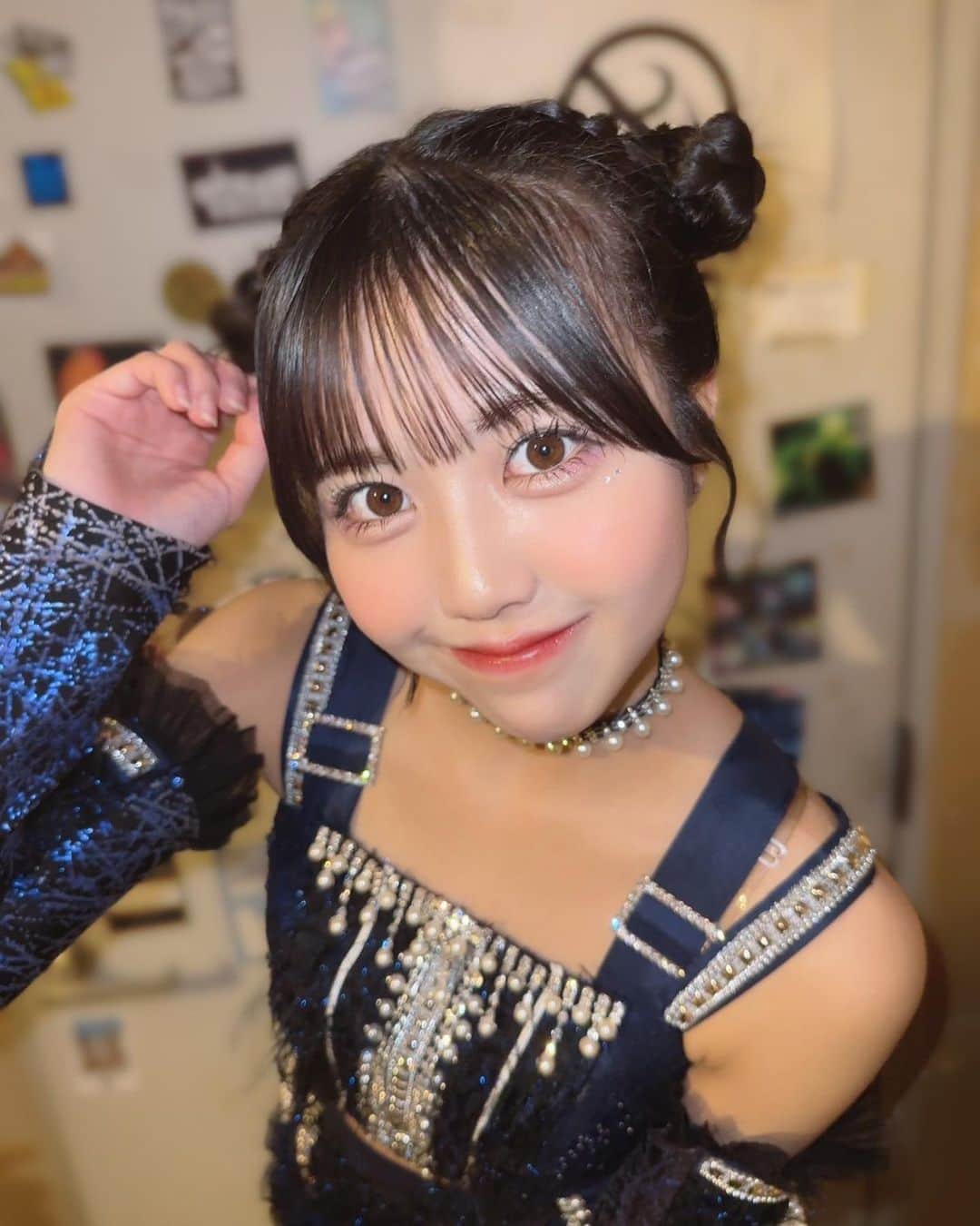 OCHA NORMAさんのインスタグラム写真 - (OCHA NORMAInstagram)「.  キュルルンッ💓  窪田七海です！！！  クマさんヘア〜🧸‎🤍 瑠璃にして貰いましたぁ〜✨  #ocha_norma#ハロプロ#オチャノーマ#窪田七海#ヘアアレンジ#ボブ#キュルルン」3月24日 19時36分 - ocha_norma_official