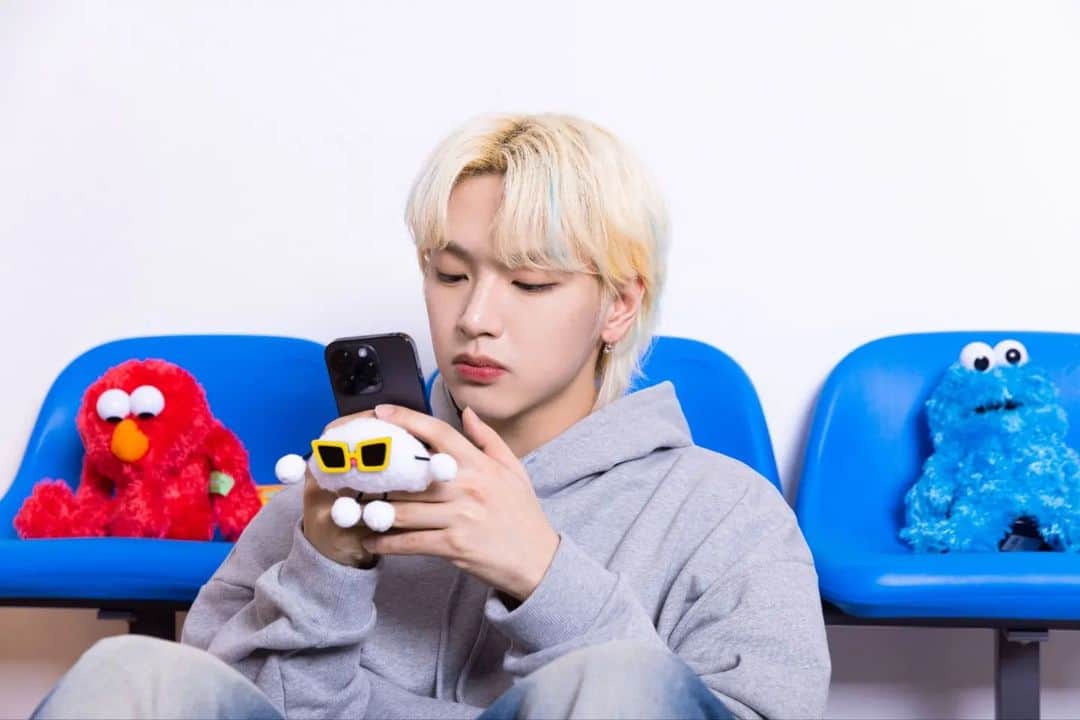 ジェヒョンさんのインスタグラム写真 - (ジェヒョンInstagram)「iiok👌 ☁️☁️ . . #엔플라잉 #NFlying #김재현 #iiok #비하인드컷」3月24日 19時40分 - _.kimjaehyun._