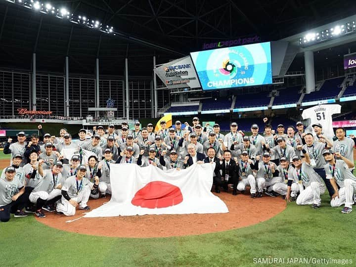 髙橋宏斗のインスタグラム：「teamJAPAN🇯🇵  2023WBC   #wbc  #シャンパンファイトやりたかった」