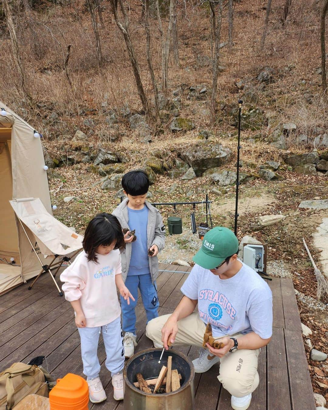 アン・ボヒョンさんのインスタグラム写真 - (アン・ボヒョンInstagram)「또 놀자⛺️🫶🏼❤️」3月24日 19時47分 - bohyunahn