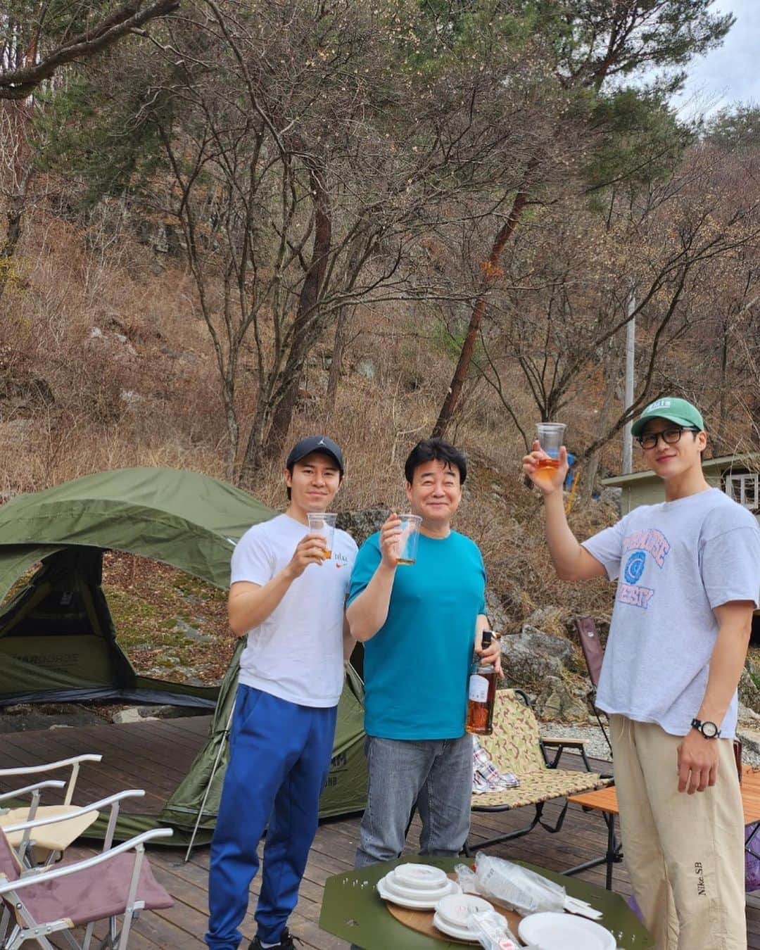 アン・ボヒョンさんのインスタグラム写真 - (アン・ボヒョンInstagram)「또 놀자⛺️🫶🏼❤️」3月24日 19時47分 - bohyunahn