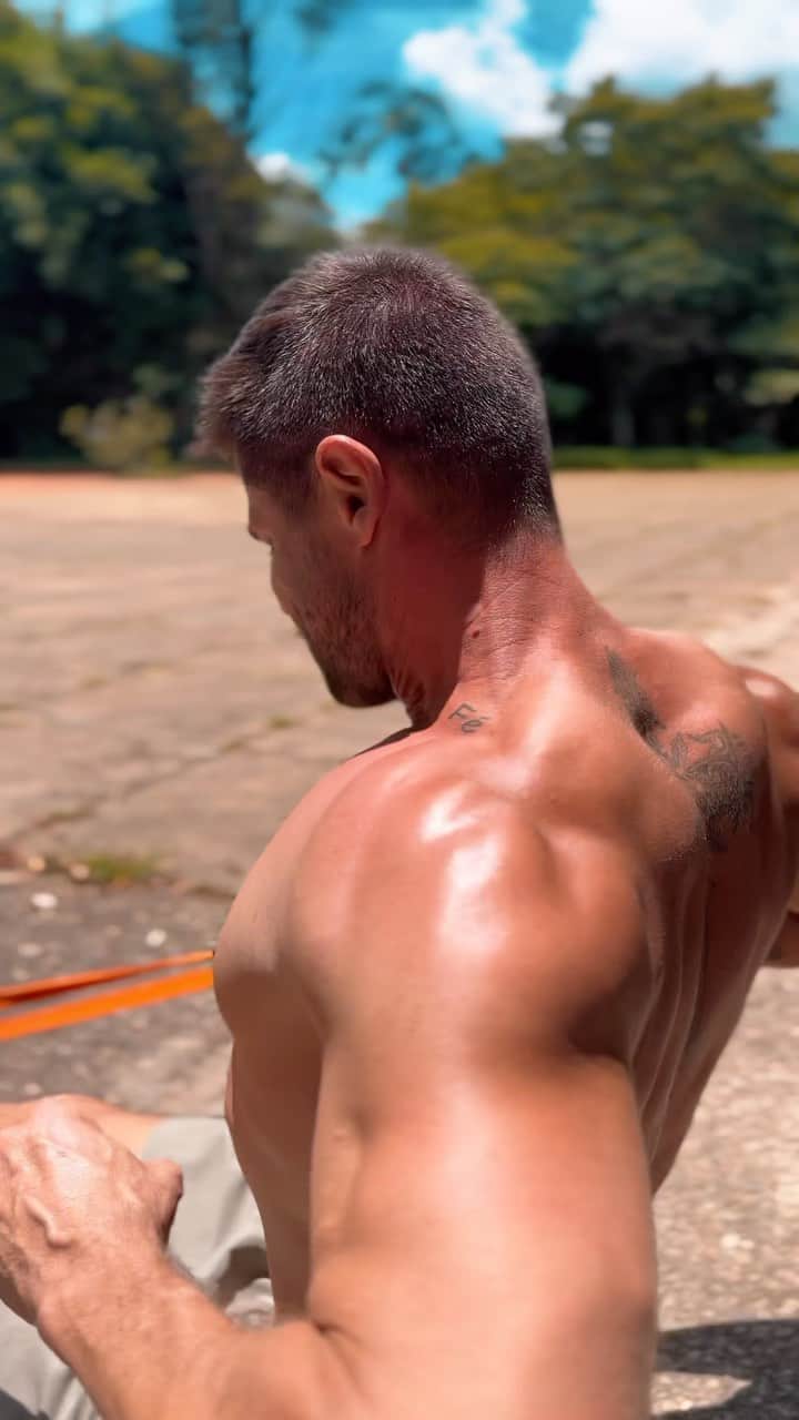 のインスタグラム：「Melhor forma de cuidar do corpo, mente e espírito 🫶  #MahamudraBrasil   Vídeo: @ju.alarcao」