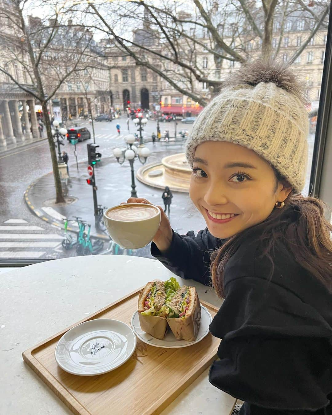 中野怜美のインスタグラム：「are you team coffee or team matcha  コーヒーと抹茶、どちらが好きですか？☕️🍃💓  #coffee #matcha #teamboth🙋🏻‍♀️」