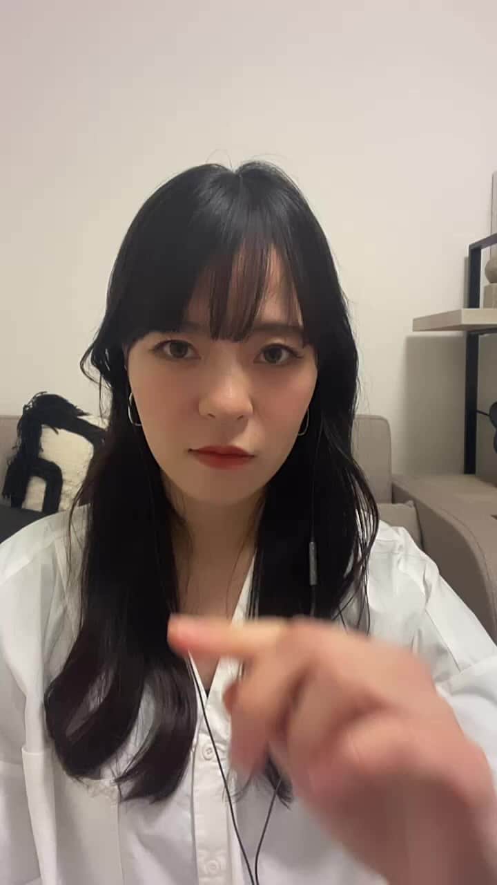 のインスタグラム：「■インスタライブ視聴後、無料お試しセットお申し込みの方限定キャンペーン ========================= 【プレゼント内容】 「つややかオイル 絢肌」非売品1本を抽選で10名の方へプレゼント  【応募条件】 ・ライブ配信後、Namiさん（@nami_ch）ストーリーズ、またはドモホルンリンクル公式（@domohorn_wrinkle）ストーリーズのURLから無料お試しセットをお申し込みされた方 ・お申し込みフォームPC「その他」携帯「ドモホルンリンクルにご期待いただいていること、ご質問」の欄に【ライブでのキーワード】をご入力ください。 ※上記以外のページからお試しセットお申し込みの際は応募対象外となりますのでご注意ください。  【応募期間】2023年3月30日（木）お申し込み受付分まで  【当選のご連絡について】 当選された方のみに、ドモホルンリンクルより無料お試しセットお申し込み時ご登録いただいたメールアドレスへご連絡させていただきます。 当選・落選についてのお問い合わせはお答えできかねますので、あらかじめご了承ください。 ========================= #pr」