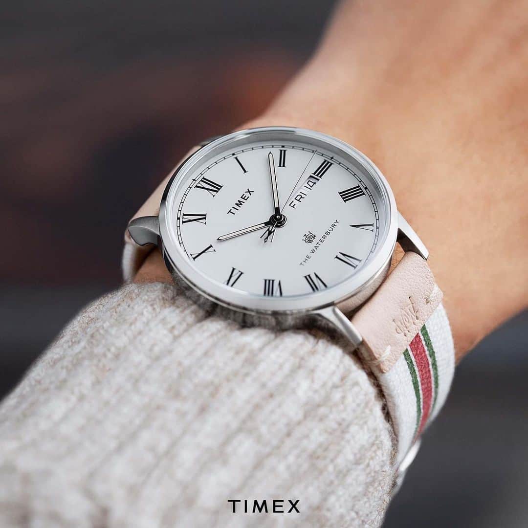 のインスタグラム：「Simply strapping. 🤩⁣ ⁣ Introducing our Waterbury Classic, featuring the Waterbury Watch Company logo, a dove gray dial with Roman numeral markers, a day/date window, and an all new striped mixed material strap. ⁣ ⁣ Available now at timex.com. ⁣ ⁣ #timex #newwatch #watchlovers #watchcollection #watchfam」