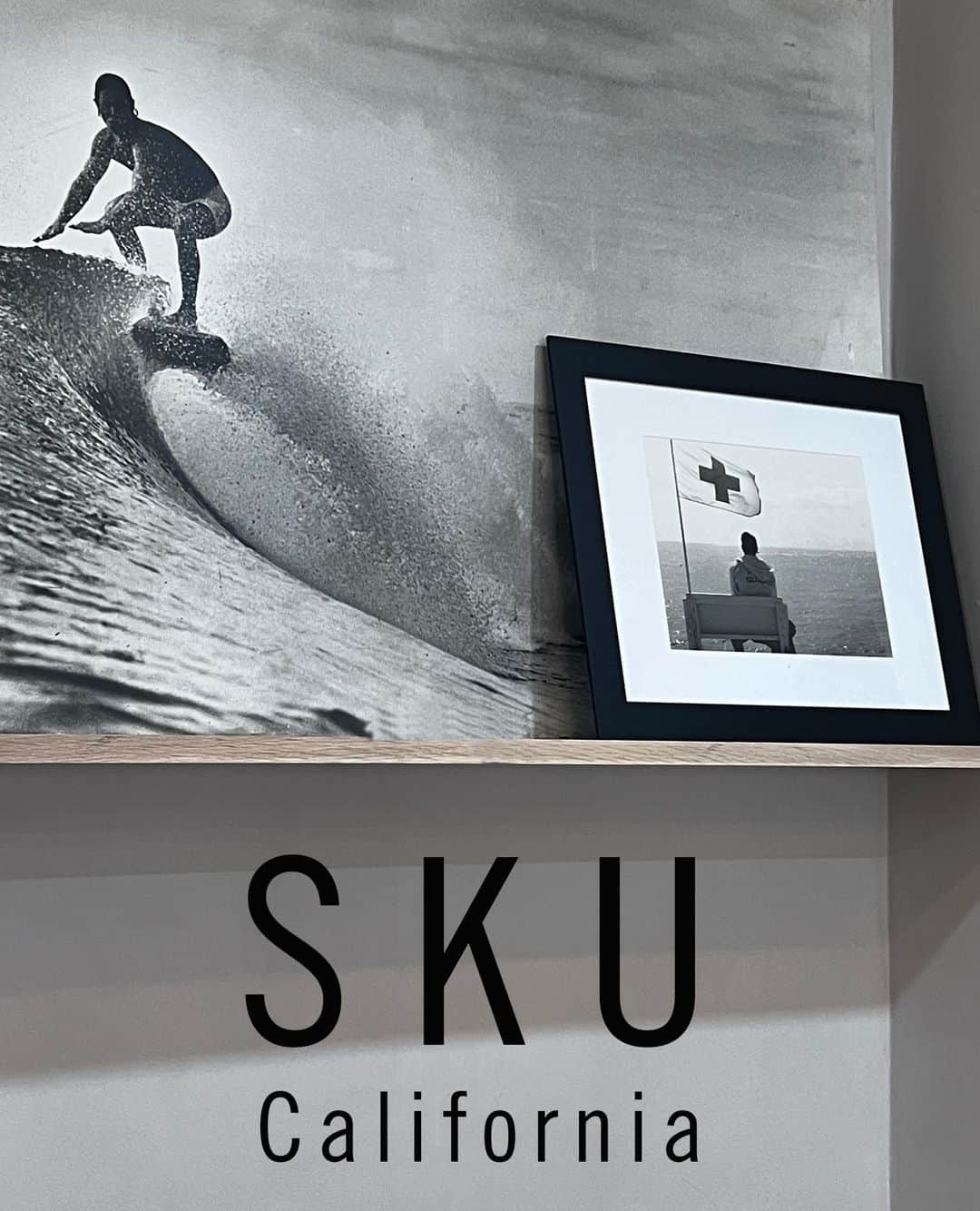 セーブカーキのインスタグラム：「SKU California is a collection within Save Khaki United that has a worn-in vintage look. It has a laid-back feeling that is sun-baked and gentle. ⁠ ⁠ SKU Silver Lake is now opened and focused on the SKU CA collection.  Here in this location, we bring you the SKU CA lifestyle products and a few of our favorite SKU main staples.⁠ ⁠ Come say hello. ⁠ Location and hours [linkdin.bio]⁠」