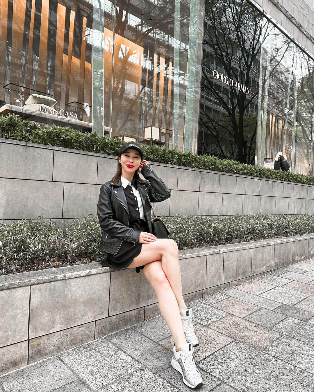 Gabrielaさんのインスタグラム写真 - (GabrielaInstagram)「TGIF . . . #ootd #lookdodia #コーデ #mk」3月24日 23時34分 - rkgabriela