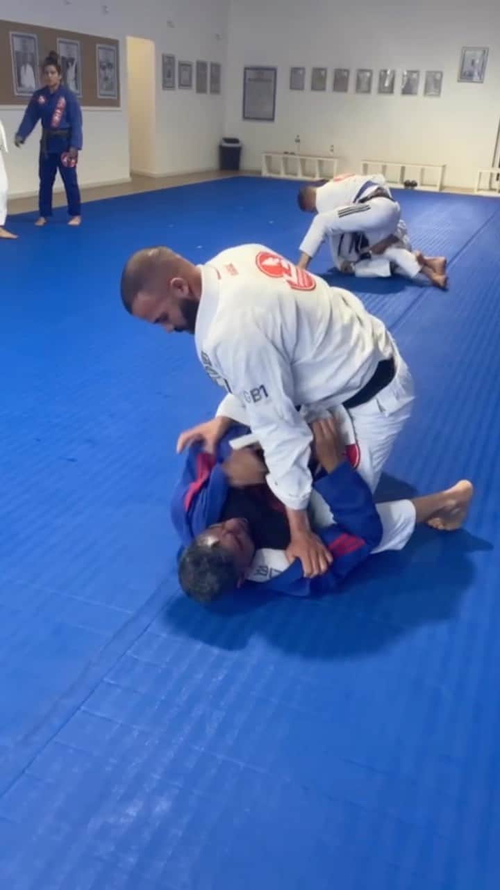 サンドロ・ラニエリ・ギマランイス・コルデイロのインスタグラム：「@rodrigopecck 🙏🙏🙏 @gbmontebelo.pt @jaimegarcesgbjj  Oss」