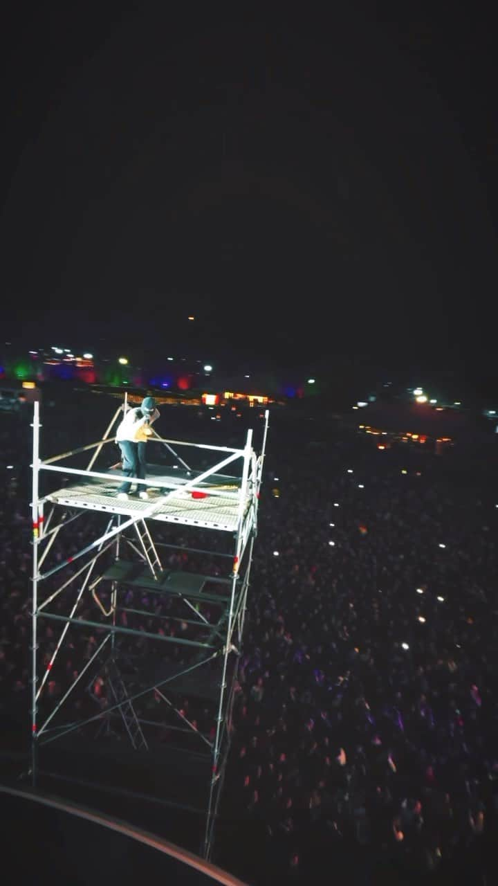 トゥエンティ・ワン・パイロッツのインスタグラム：「last night in colombia @festereopicnic」