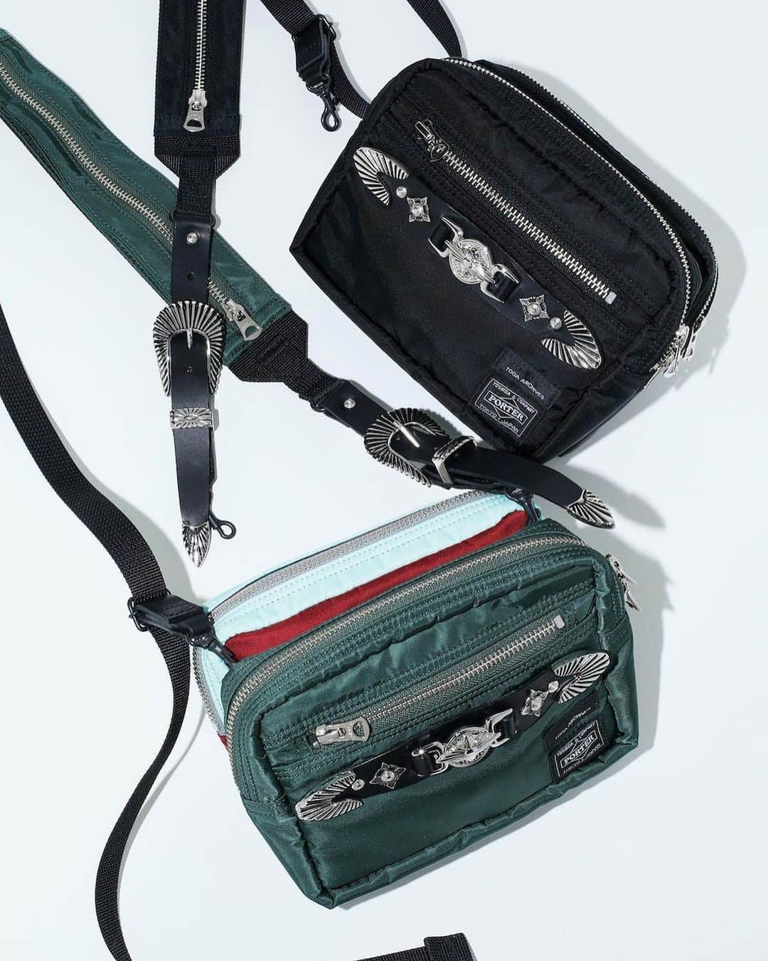 I.T IS INSPIRATIONのインスタグラム：「TOGA x PORTER collaboration bag available now. - The 5th collaboration between TOGA and PORTER.  This season also uses nylon bonding fabric that symbolizes PORTER.  We have created three types that combine TOGA-like elements, such as color blocks, iconic form pockets, and designs with studs of various shapes.  #ithk #PORTER #TOGA」