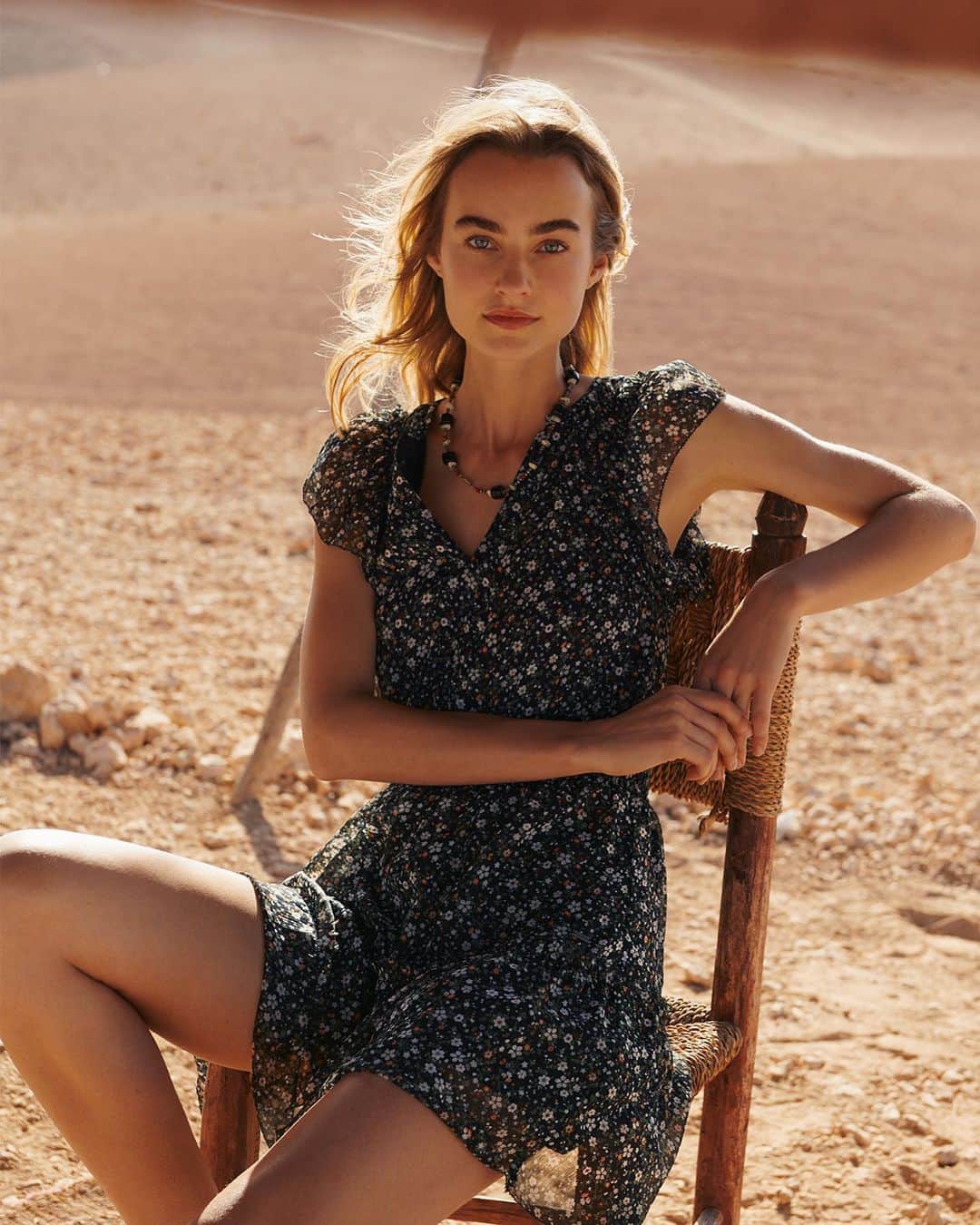 マルチェ・フェルフーフのインスタグラム：「Dessert dreams with @pepejeans SS23 campaign  @hansneumann #ad」