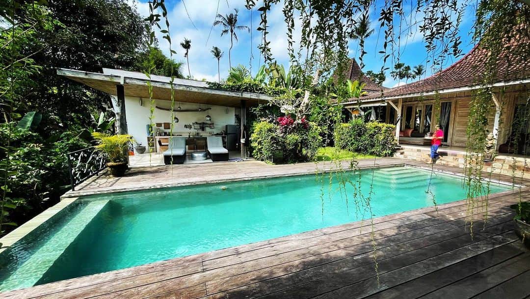 榎本温子さんのインスタグラム写真 - (榎本温子Instagram)「I love this villa. You can make a reservation on booking.com.  #bali #ubud #balihotel #ubudhotel #ubudvilla #manasari #manasaribali」3月25日 1時06分 - atsuko_bewe